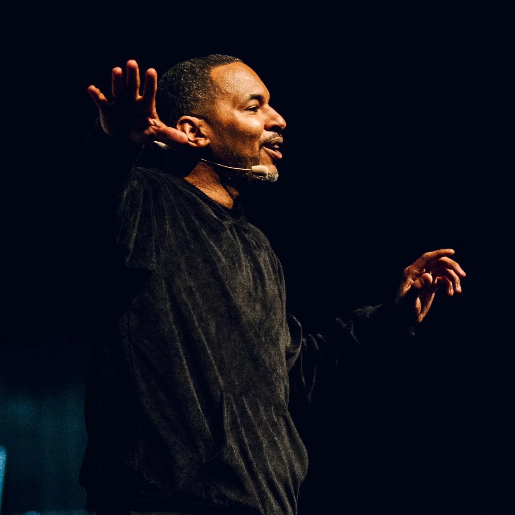 Rob Cook speaking calmly under pressure onstage